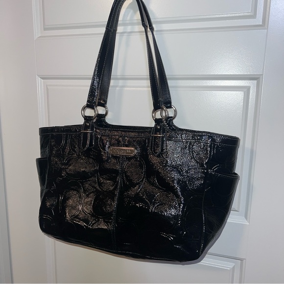 COACH Black Leather Medium Sized Tote Purse - Picture 11 of 13